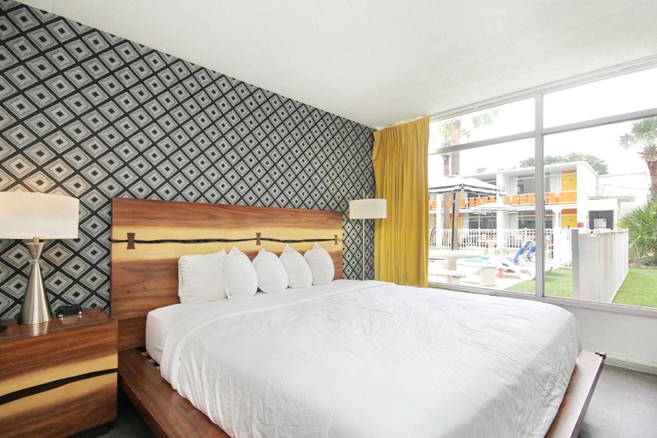 Holiday Shores Миртъл Бийч Екстериор снимка